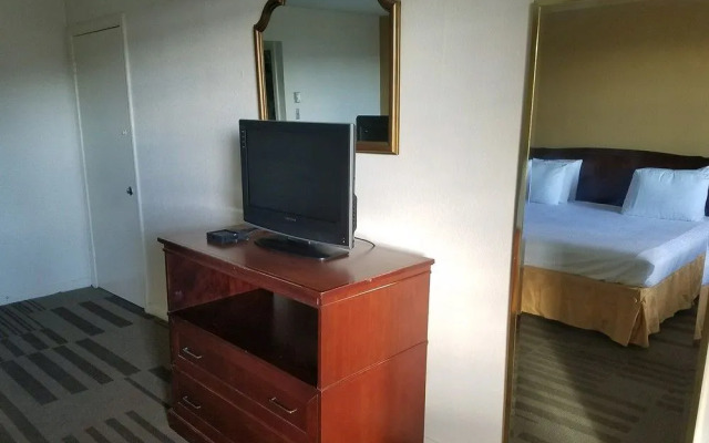 Midtown Hotel - Downtown New Orleans