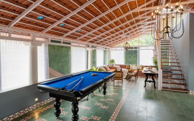 Elivaas Bludoor Luxury 5Bhk Villa With Private Pool