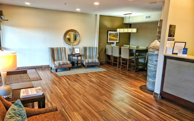 Best Western Plus Inn At The Vines