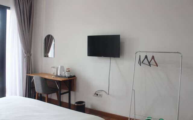 Are You And I Bed & Breakfast