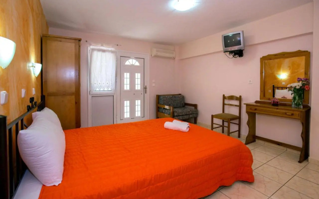 Famelia Studios Lampiris