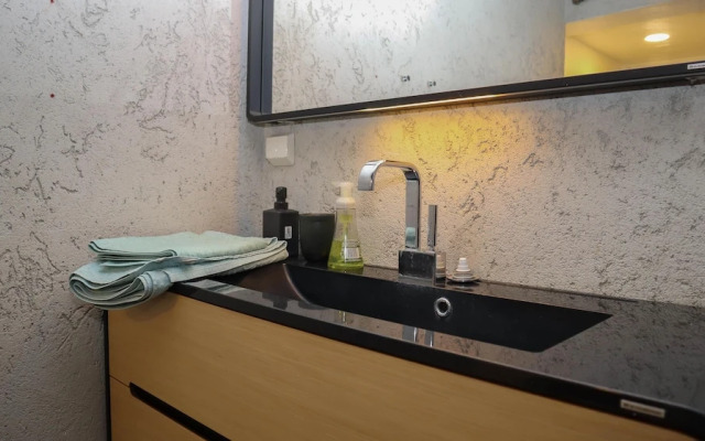 Kotimaailma Penthouse Studio