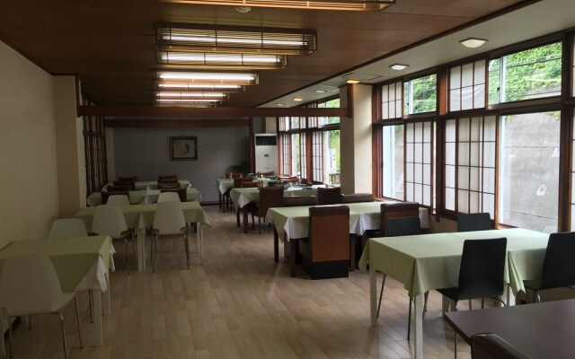 SAKURA River Side Stay Gero Onsen - Hostel