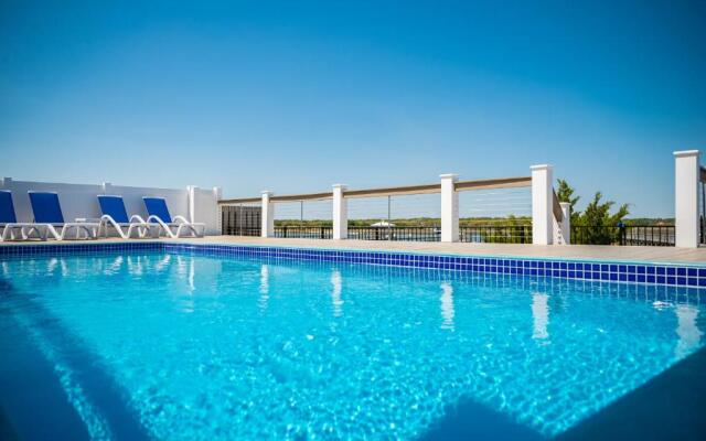 Golden Hour by Oak Island Accommodations