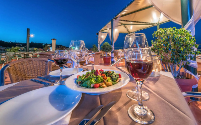 Hotel Strada Marina