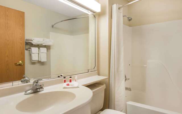 Microtel Inn & Suites by Wyndham Sainte Genevieve