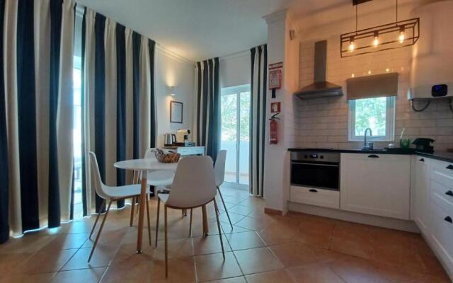 Quinta Velha Village