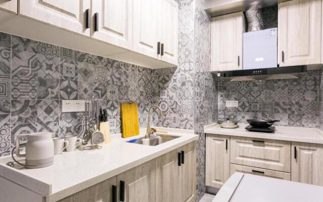 Wuhan Wuchang·Happy Valley· Locals Apartment 00121930