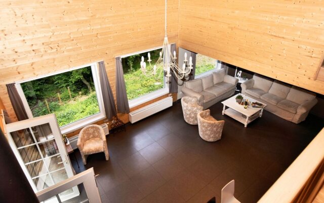 Cozy Chalet in Soy with Sauna