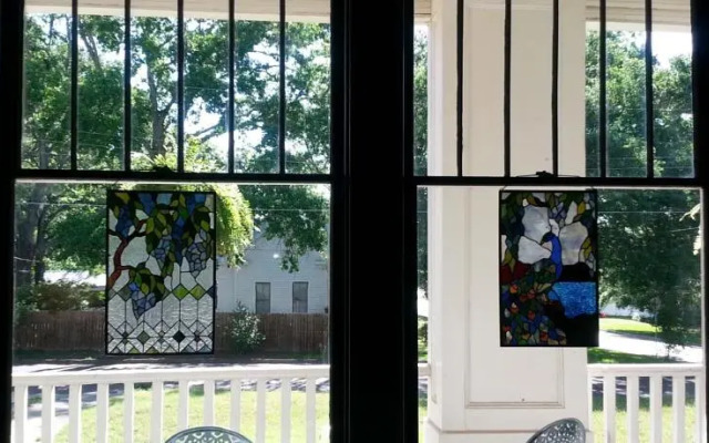 Historic Holle House