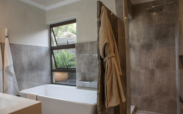 African Rock Hotel & Spa, a "Boutique Lifestyle Resort"