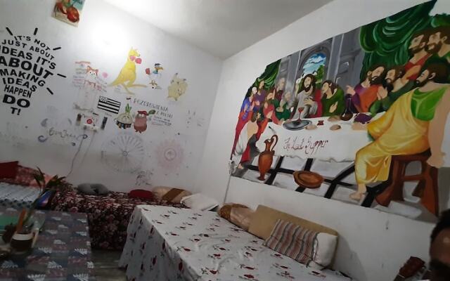 Zigzag Hostel Agra