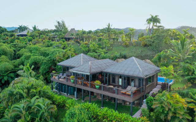 Emaho Sekawa Resort
