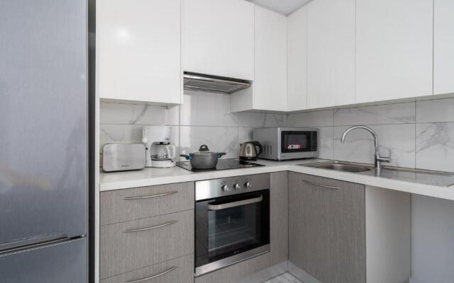 Oyster 1-BR Apt in Larnaca