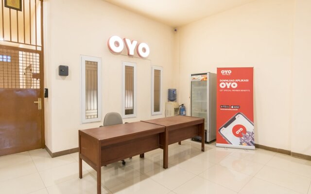 OYO 786 Sutomo Guest House
