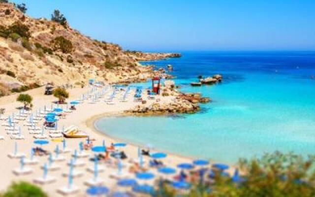 Your Dream Holiday Apartment in Paralimni, Paralimni Apartment 1215