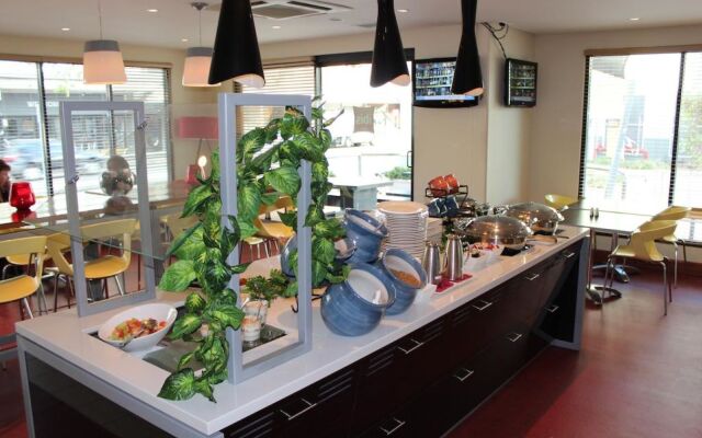 ibis Newcastle