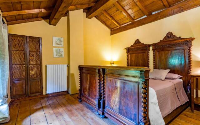 PIEVE DEL BORGO 6&2, Emma Villas