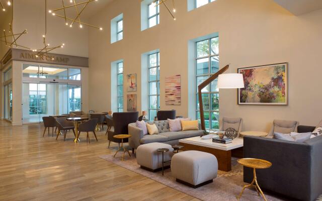 DoubleTree by Hilton Hotel Dallas – Love Field