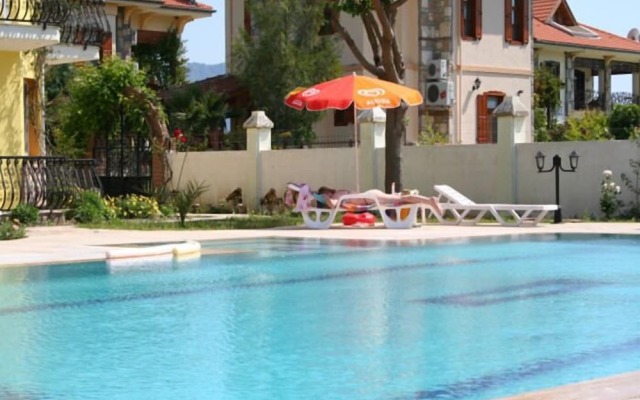 Aisha Apart Hotel