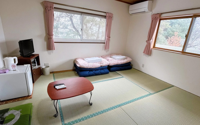 Pension Nagakura(Sadogashima)