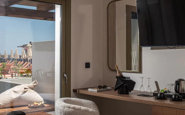 The River Suites - Adults Only