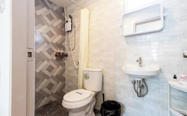 Tiny House Srinakarin At Sri Bearing Station