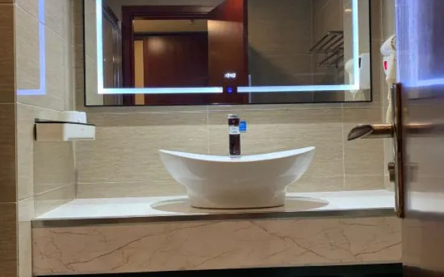 GreenTree Inn (Nantong Tongzhou District Century Avenue Jianghai Huangdu Branch)