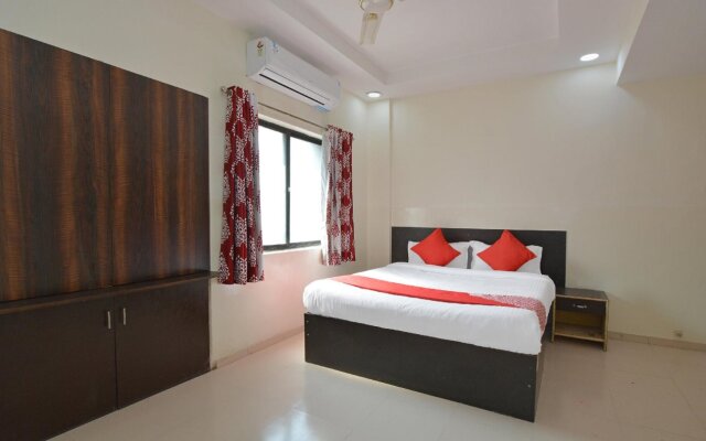 Krishna Palace Guest House by OYO