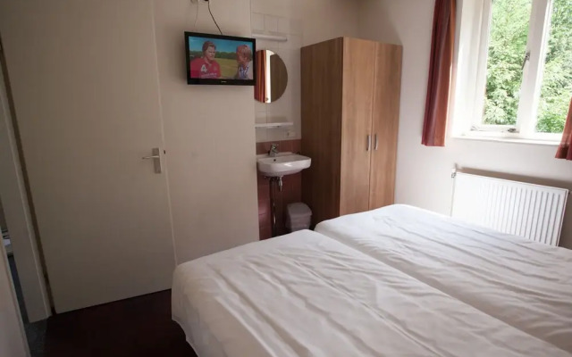 Comfortable Bungalow With a Fireplace, Near Assen