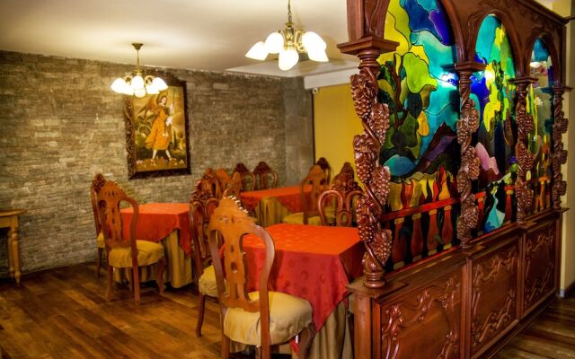 Hotel Warari