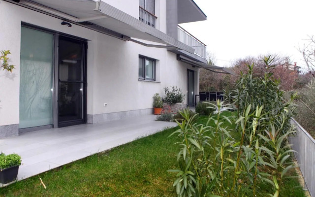 Koper Homey Retreat LURE