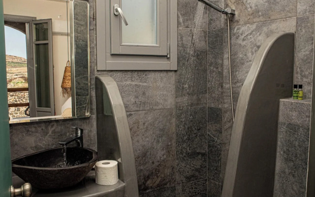 Aidani Luxurious Rooms