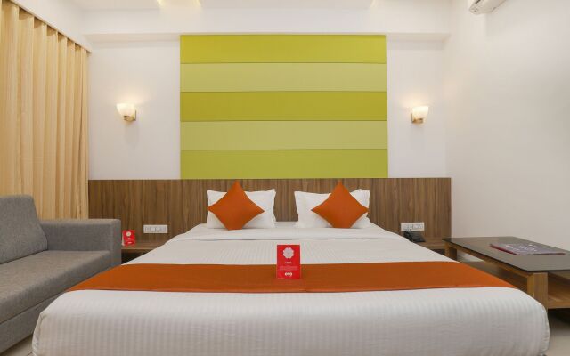 OYO 9687 Hotel Avista