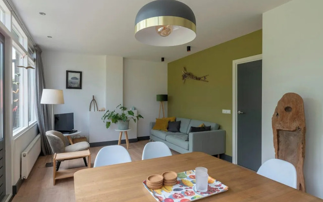 Modern Home With Garden