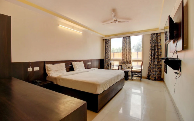 Fabhotel Ps Grand