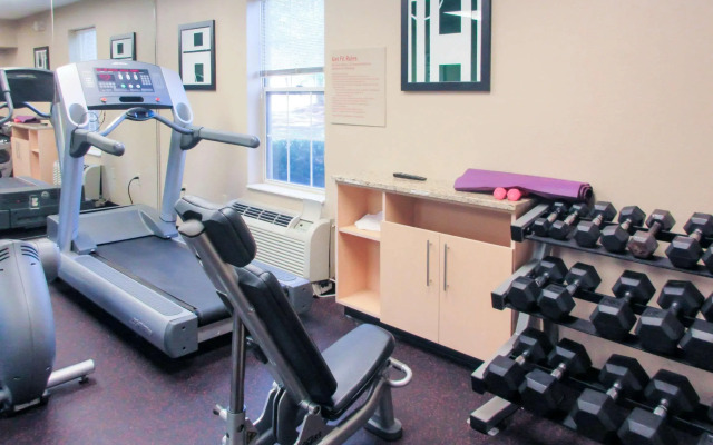 MainStay Suites Columbus Worthington