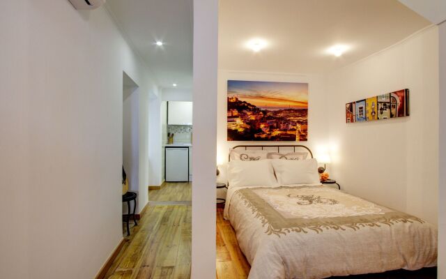 Cozy 1 Bed in the Heart of Alfama w Aircon