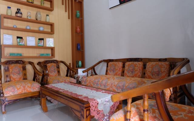 Simply Homy Guest House UTY Kronggahan