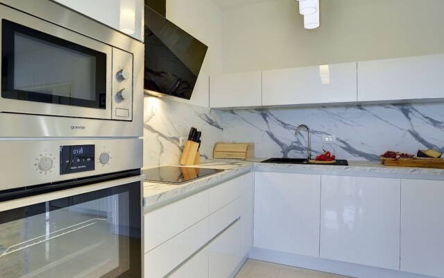 Charming Villa With Heated Pool Near Rovinj