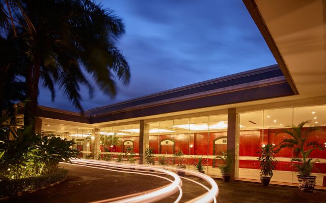 Istana Nelayan Hotel & Convention Powered by Archipelago