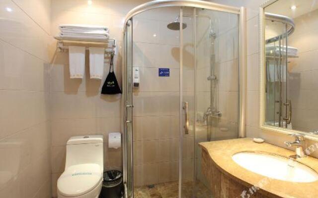 Junwei Business Hotel