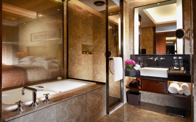 Crowne Plaza Huizhou by IHG