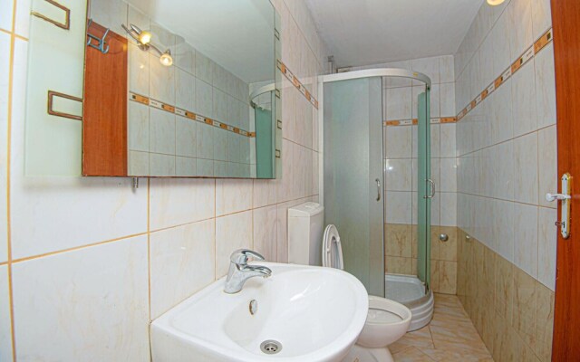 Beautiful Home in Tisno With 2 Bedrooms and Wifi