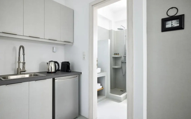 Ianemi Suites by K4 Kythnos