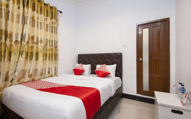 OYO 1520 Hotel Kartini