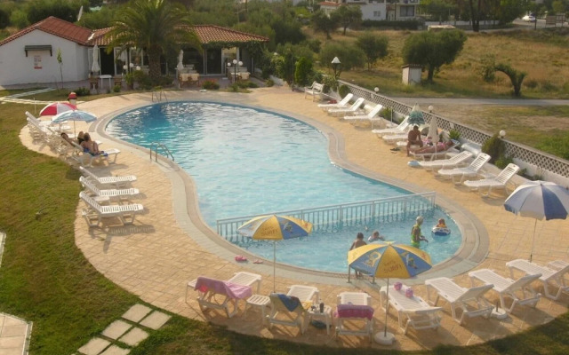 Haris Hotel