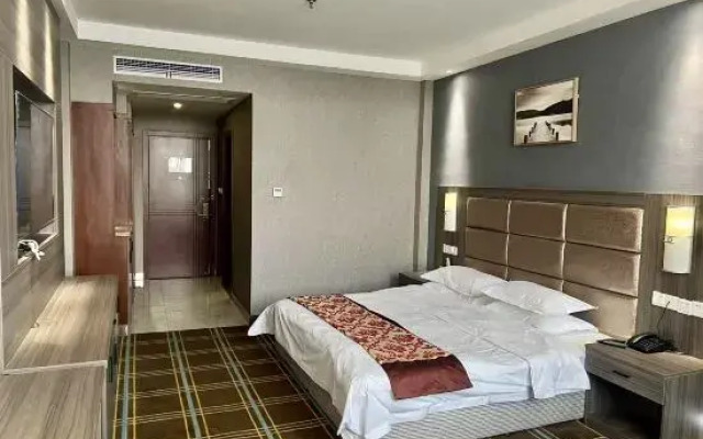 Fengshulin Hotel