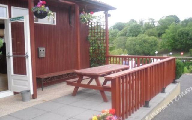 Carrybridge Lakeside Lodge