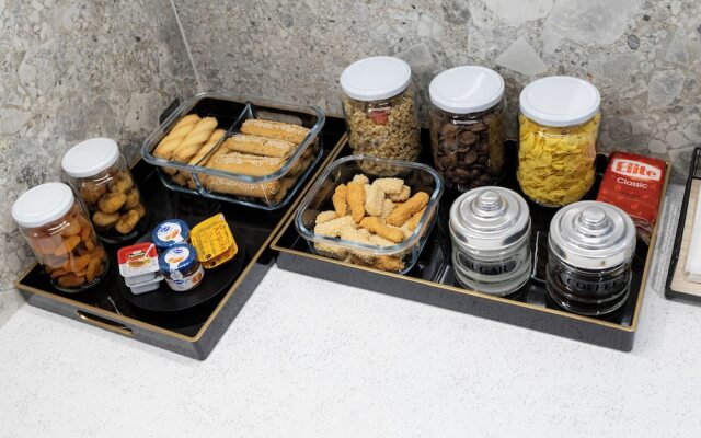 RAFKON Luxury Apartments - Myrina